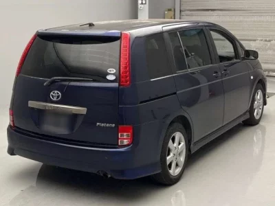 Toyota ISIS