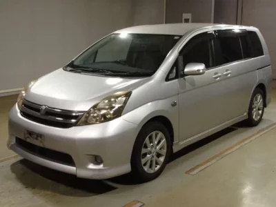 Toyota ISIS