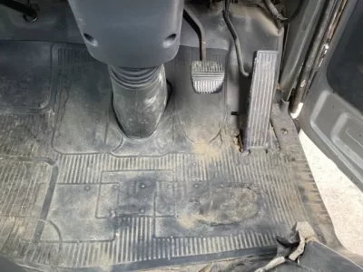 Nissan TRUCK