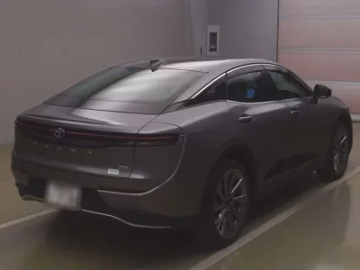 Toyota CROWN CROSSOVER