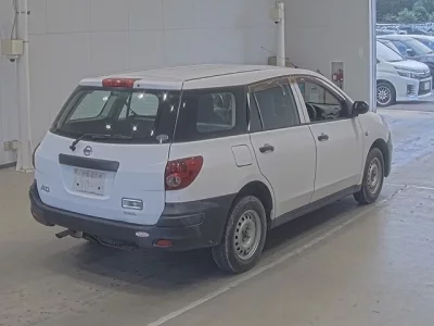 Nissan AD