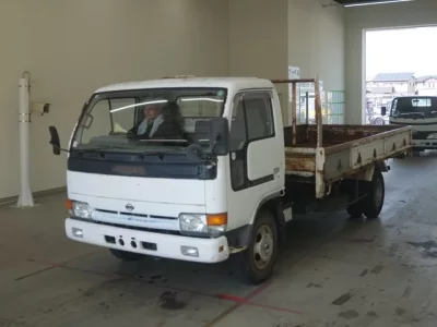 Nissan ATLAS