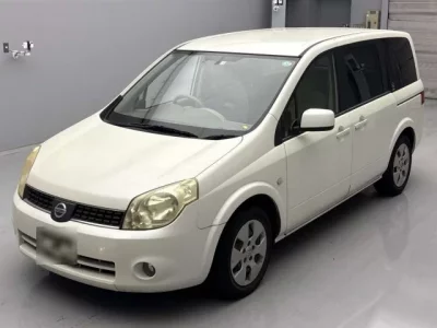 Nissan LAFESTA