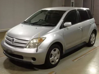 Toyota IST