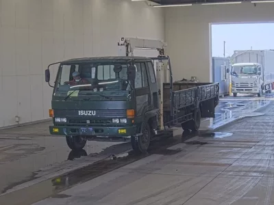 Isuzu FORWARD