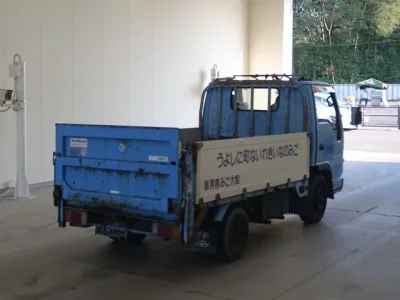 Isuzu TRUCK