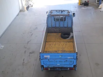 Isuzu TRUCK