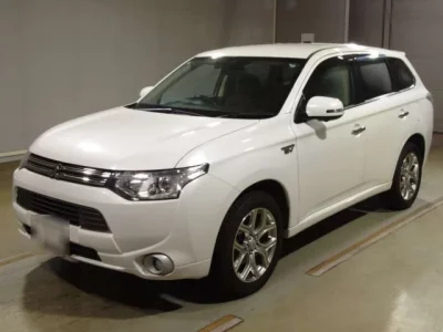 Mitsubishi OUTLANDER PHEV