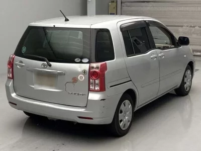 Toyota RAUM