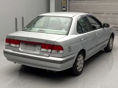 Nissan SUNNY