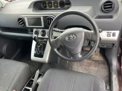 Toyota COROLLA RUMION