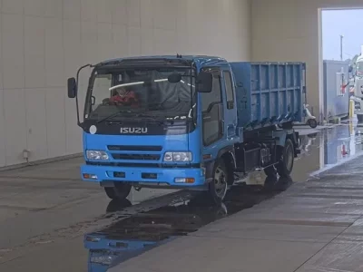 Isuzu FORWARD