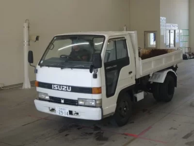 Isuzu TRUCK