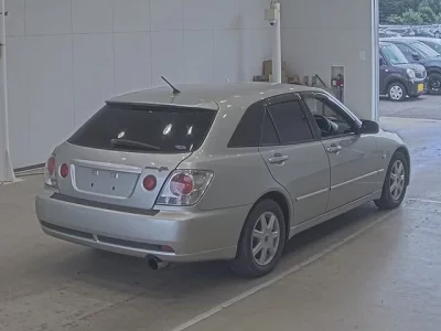 Toyota ALTEZZA WAGON