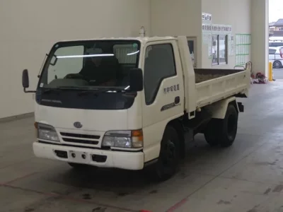 Nissan TRUCK