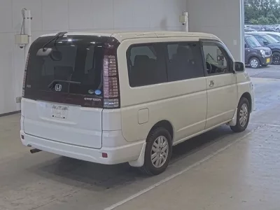 Honda STEP WAGON