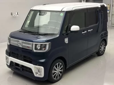 Toyota PIXIS MEGA