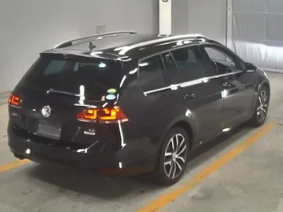 Volkswagen GOLF VARIANT