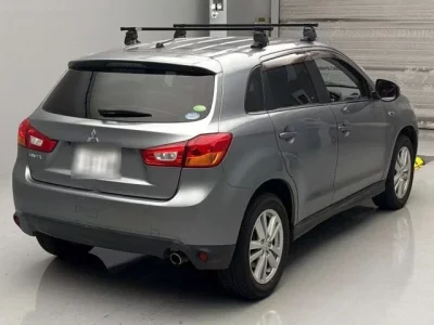Mitsubishi RVR