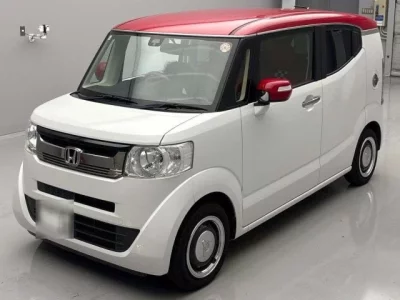 Honda N BOX SLASH