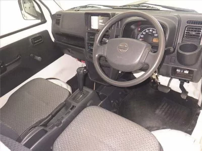 Nissan CLIPPER TRUCK