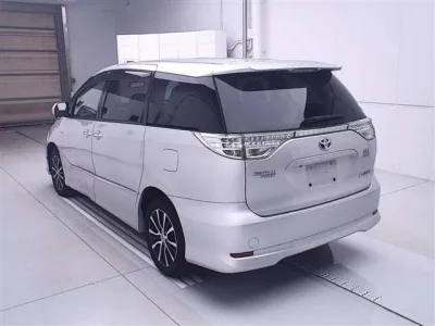 Toyota ESTIMA HYBRID