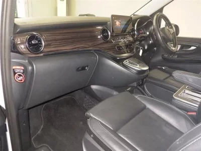 Mercedes-Benz V CLASS