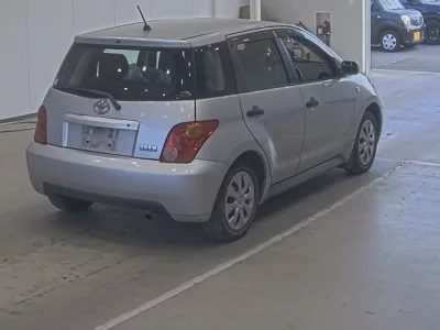 Toyota IST