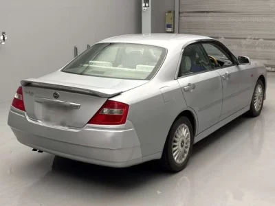 Nissan CEDRIC