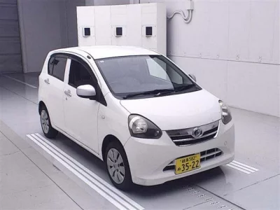 Daihatsu MIRA E S