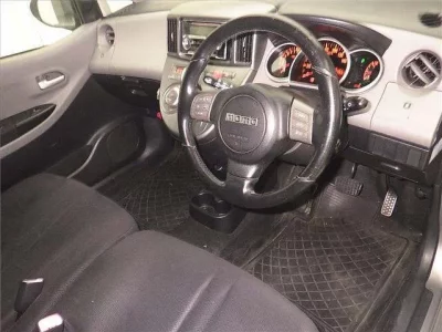 Daihatsu SONICA