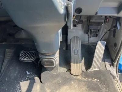 Nissan TRUCK