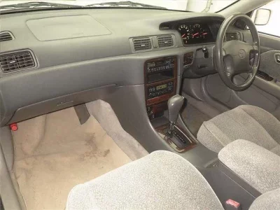 Toyota MARK2 QUALIS