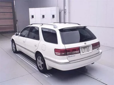 Toyota MARK2 QUALIS