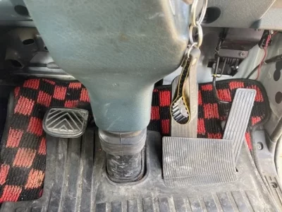 Nissan TRUCK