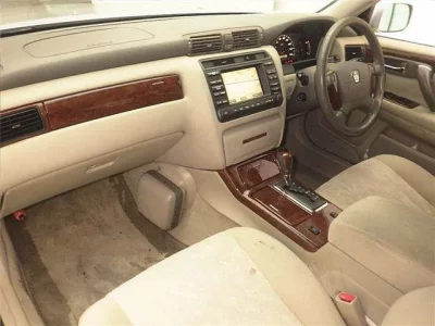 Toyota CROWN ESTATE