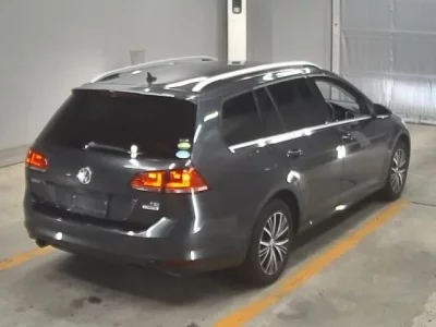Volkswagen GOLF VARIANT