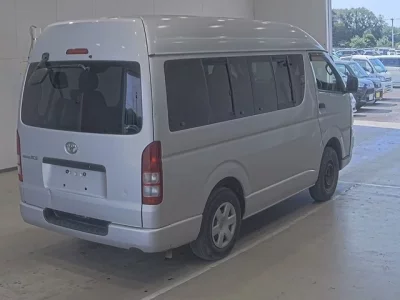 Toyota REGIUS ACE VAN