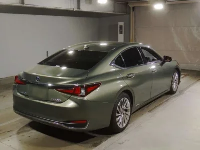 Lexus ES