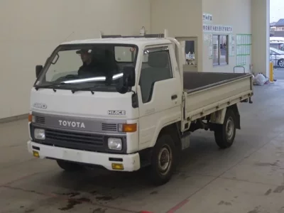 Toyota HIACE TRUCK