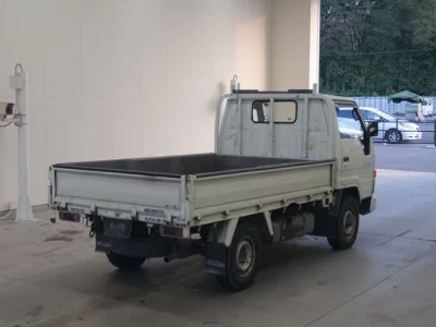 Toyota HIACE TRUCK