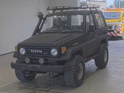 Toyota LAND CRUISER