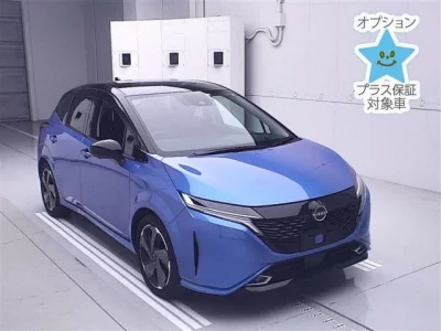 Nissan AURA