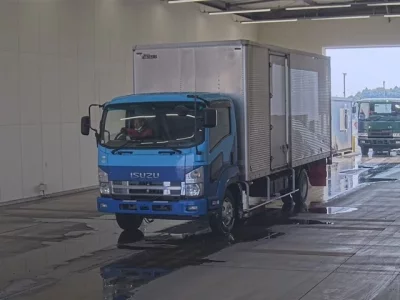 Isuzu FORWARD
