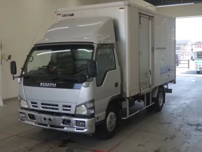 Isuzu ELF