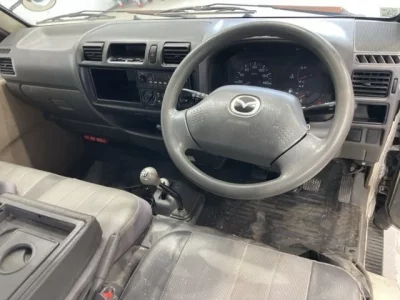 Mazda BONGO VAN
