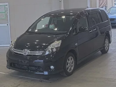 Toyota ISIS