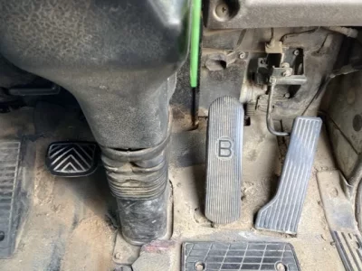 Nissan TRUCK