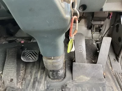 Nissan TRUCK