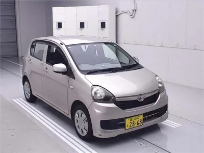 Daihatsu MIRA E S